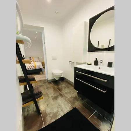 Apartman Confort Hyper Centre Avec Garage La Rochelle